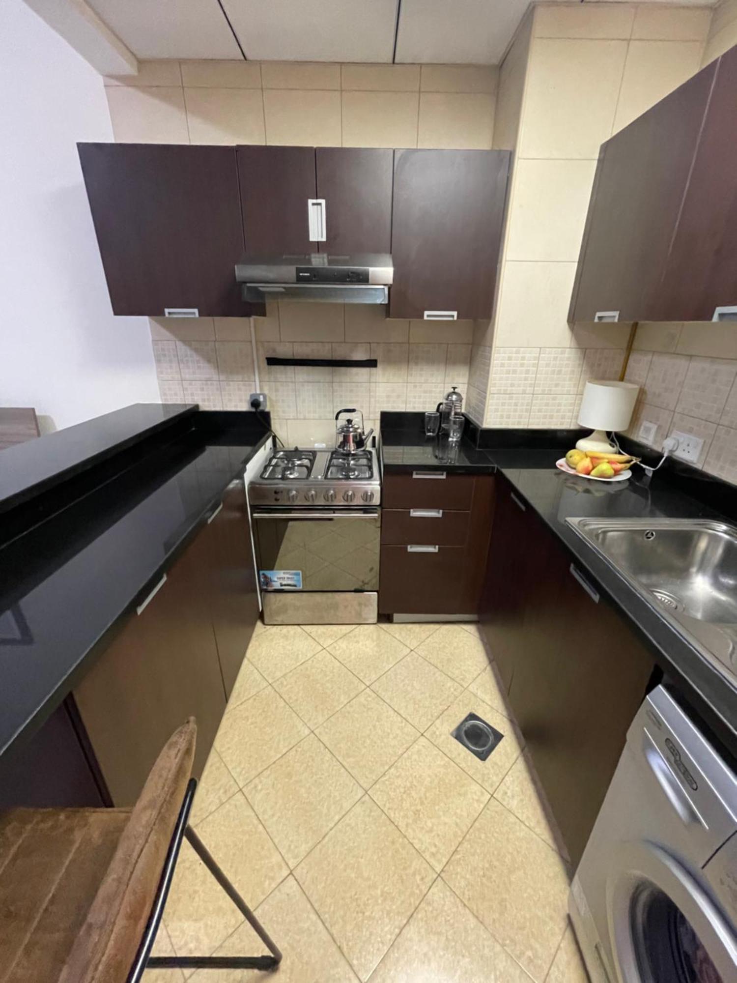 Great View, Dubai Sportcity, Parking Included, Nice Apartments Exterior photo